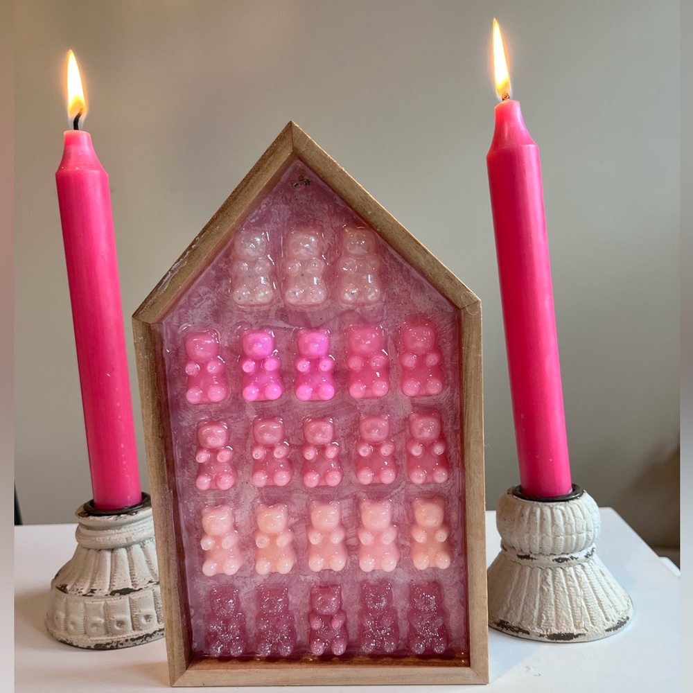 Gummy Bears 23 Pink Ombré , 3 D bears all made by me .Great Pop Art for any deco